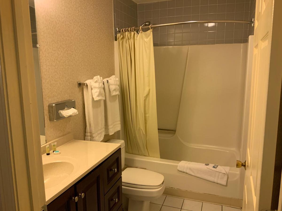 Regency Inn & Suites West Springfield Eksteriør bilde
