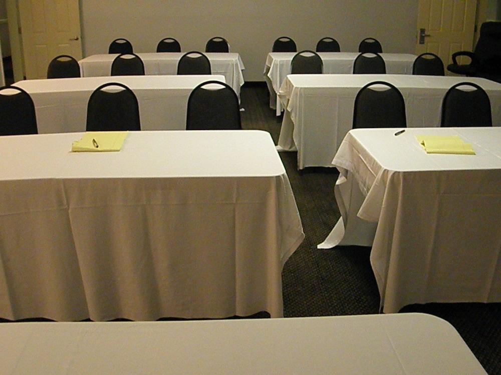 Regency Inn & Suites West Springfield Eksteriør bilde