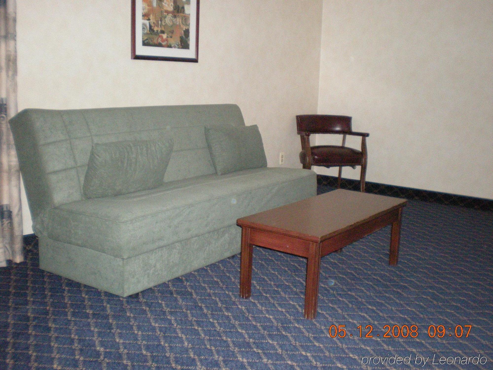 Regency Inn & Suites West Springfield Rom bilde